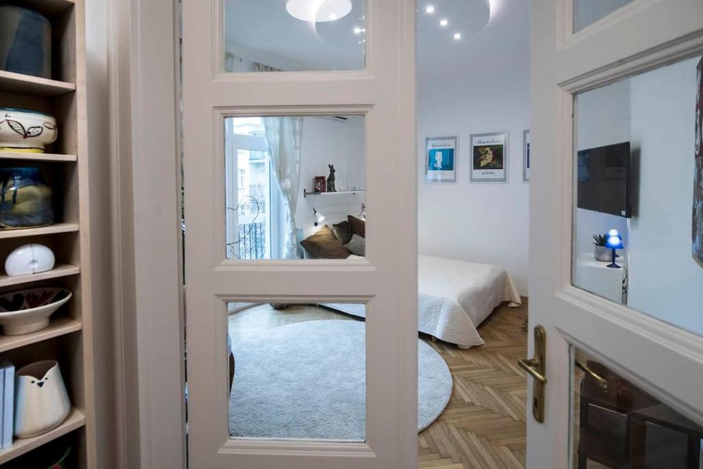 Gorgeous Flat Right Near The City Center Budapest Eksteriør bilde