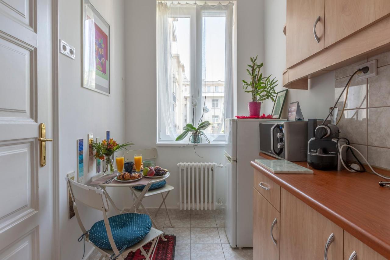 Gorgeous Flat Right Near The City Center Budapest Eksteriør bilde